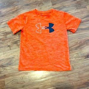 Boys under armour shirt